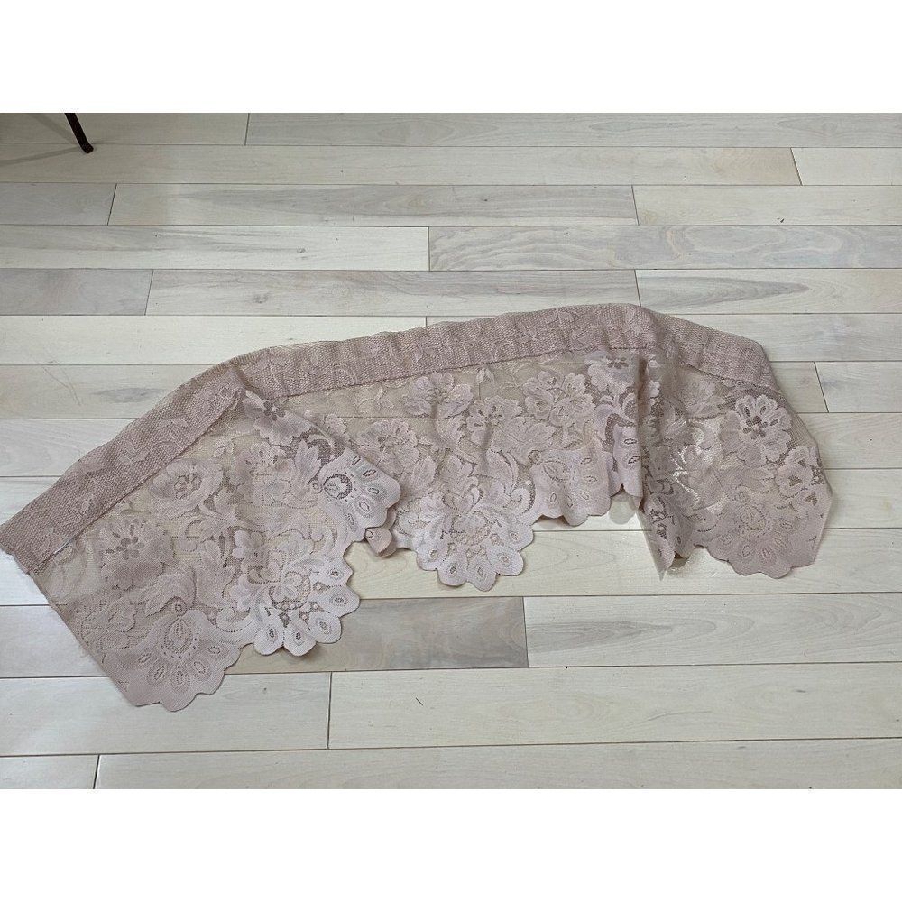 Vintage Embroidered Floral Window Curtain Valance Dusty Rose 49” x 16”